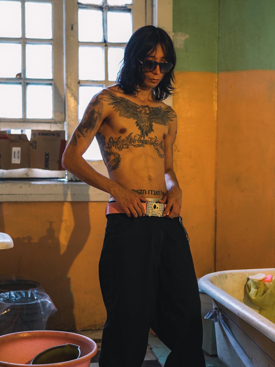 CINTURON HEBILLA LOGO