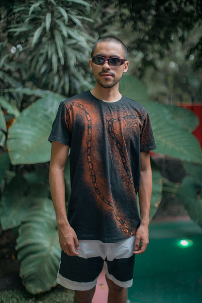 TSHIRT CADENAS NEGRA